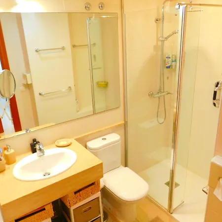Gmid Immo A221 Atico Duplex Con Piscina, Terraza Y Parking En Primera Linea De Mar Daire